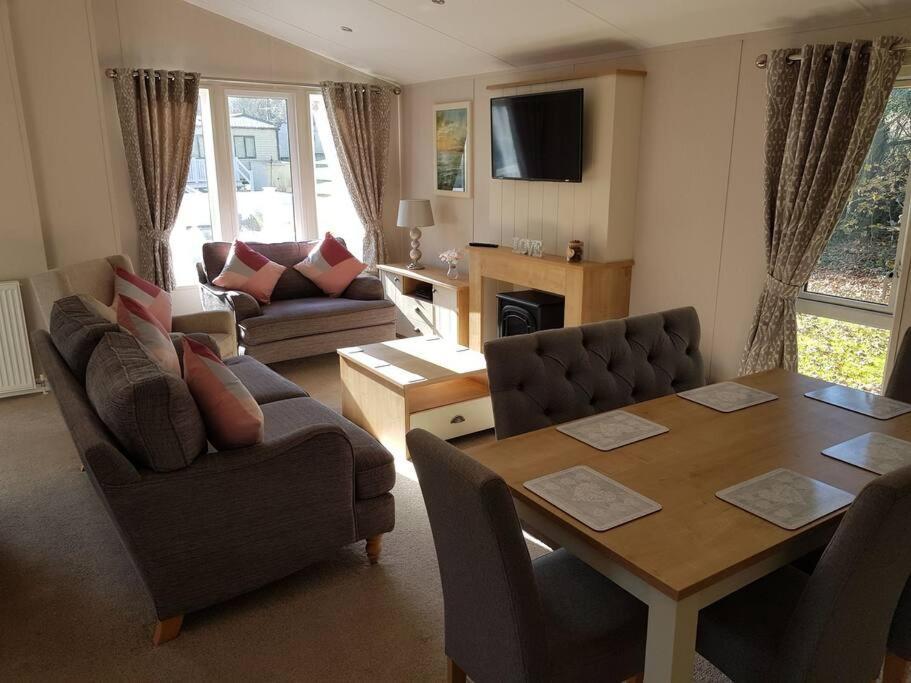 Luxurious 6 Berth Lodge In A Quiet Location Shanklin Exteriér fotografie