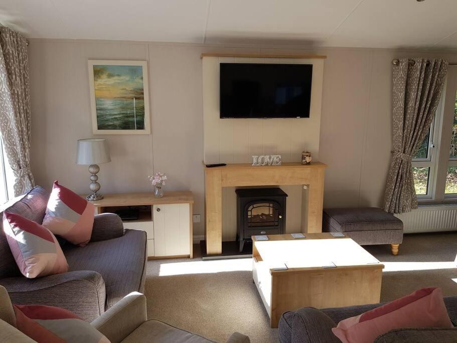 Luxurious 6 Berth Lodge In A Quiet Location Shanklin Exteriér fotografie